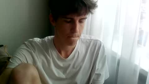Elliot Damri online show from June 2026 03:33:01 PM