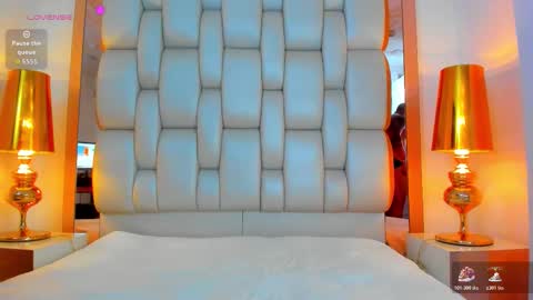 E L L I O T    V E L E Z online show from November 2025 09:06:02 PM