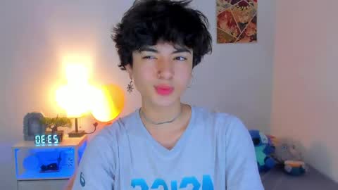 elliotvolkov online show from April 2026 02:54:01 PM