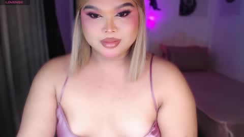 Ellise online show from June 2026 11:54:01 PM