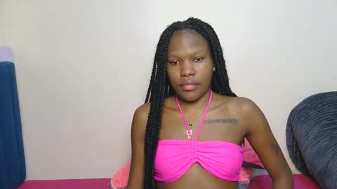 Snapshot of elllanna chatting on December 2025 10:50:01 PM elllanna online show from December 2025 10:50:01 PM