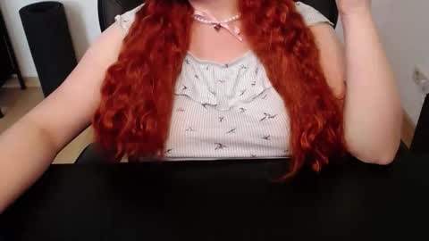 Elly online show from May 2026 12:55:02 PM