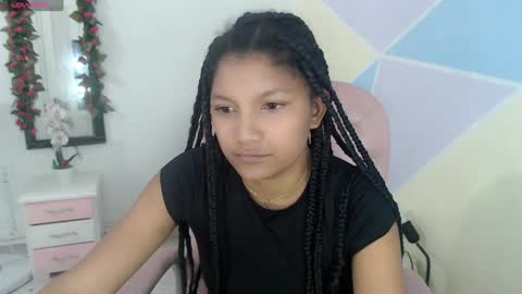 Elly online show from January 2025 12:00:02 AM