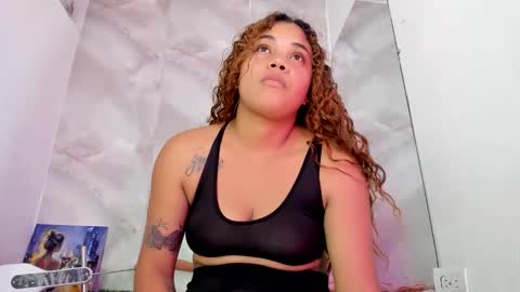 ellybloom online show from April 2026 01:46:01 PM