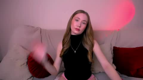  Elly  online show from April 2026 03:04:02 AM