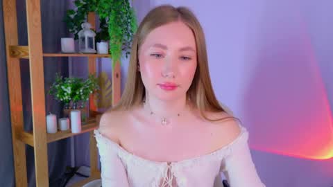  Elly  online show from May 2026 03:23:01 AM