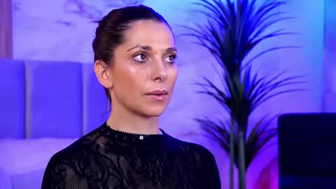 Snapshot of ellylynn chatting on October 2025 07:58:02 PM Elly online show from October 2025 07:58:02 PM