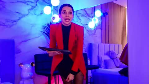 Snapshot of ellylynn chatting on October 2025 08:07:02 AM Elly online show from October 2025 08:07:02 AM