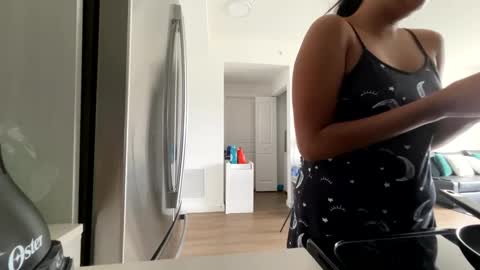 Elly online show from September 2025 02:40:02 PM