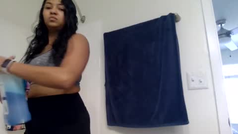 Elly online show from March 2026 03:55:02 PM