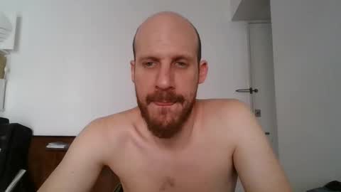 Snapshot of elmatirestrepo chatting on January 2025 03:57:01 PM Mati Restrepo online show from January 2025 03:57:01 PM