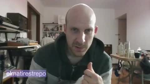 Snapshot of elmatirestrepo chatting on September 2025 10:44:02 PM Mati Restrepo online show from September 2025 10:44:02 PM