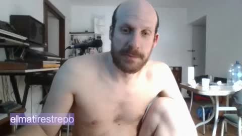 Snapshot of elmatirestrepo chatting on November 2025 09:28:01 PM Mati Restrepo online show from November 2025 09:28:01 PM