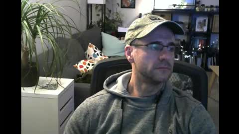 Snapshot of elmetatepeta chatting on February 2026 01:15:02 AM ElMetaTeDa online show from February 2026 01:15:02 AM