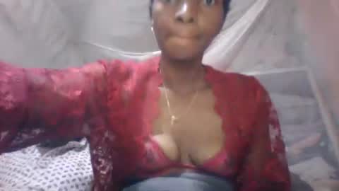 Snapshot of elodynarcisse chatting on December 2025 03:33:01 AM elodynarcisse online show from December 2025 03:33:01 AM