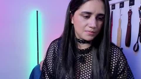 elowen_halley1 online show from February 2026 07:54:02 PM
