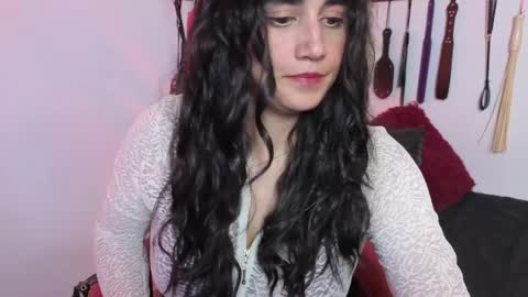 elowen_halley1 online show from May 2026 07:20:02 PM