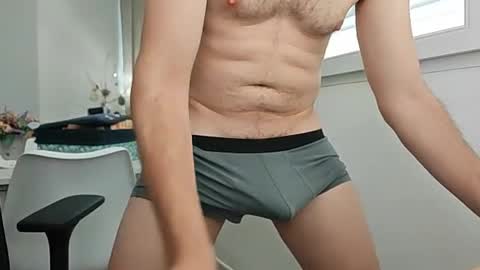 Snapshot of elrubiyo25 chatting on July 2026 12:33:01 PM elrubiyo25 online show from July 2026 12:33:01 PM