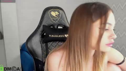 Snapshot of elsa_carterr chatting on October 2025 08:45:02 AM elsa_carterr online show from October 2025 08:45:02 AM