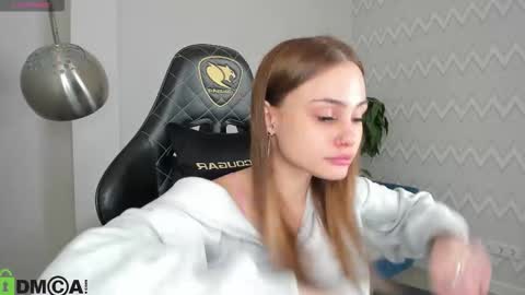 Snapshot of elsa_carterr chatting on December 2025 09:36:01 AM elsa_carterr online show from December 2025 09:36:01 AM