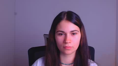 Snapshot of elsa_mur chatting on December 2024 07:18:01 PM Elsa online show from December 2024 07:18:01 PM