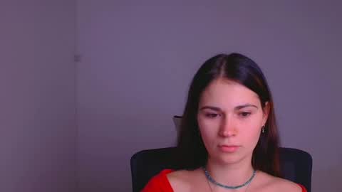 Snapshot of elsa_mur chatting on December 2024 07:33:01 PM Elsa online show from December 2024 07:33:01 PM