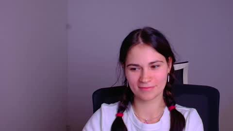 Snapshot of elsa_mur chatting on January 2025 10:31:01 PM Elsa online show from January 2025 10:31:01 PM