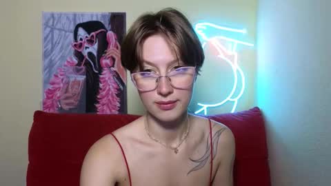 elsaangel online show from September 2025 02:06:01 AM