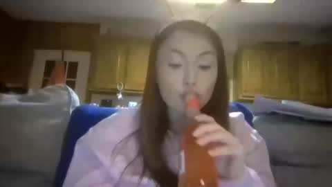 Snapshot of elsierain469 chatting on February 2026 02:19:01 AM Elsie Rain online show from February 2026 02:19:01 AM