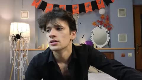 Elvano online show from November 2025 07:10:02 AM