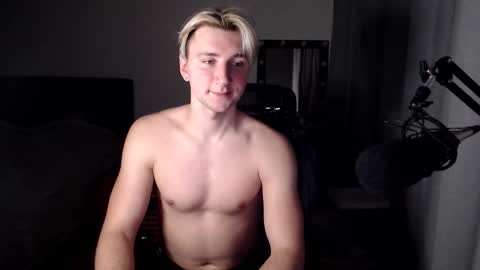 Elvin Vaenight online show from November 2025 06:21:01 PM