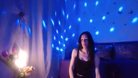 Elisa online show from May 2026 05:43:01 PM