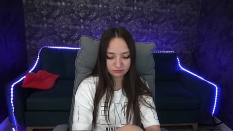 Call me Elis online show from December 2024 10:01:02 AM