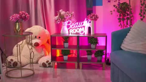 Snapshot of elyssawetxx chatting on February 2026 07:21:02 PM Elyssa online show from February 2026 07:21:02 PM