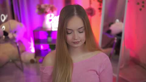Snapshot of elyssawetxx chatting on March 2026 07:31:02 PM Elyssa online show from March 2026 07:31:02 PM