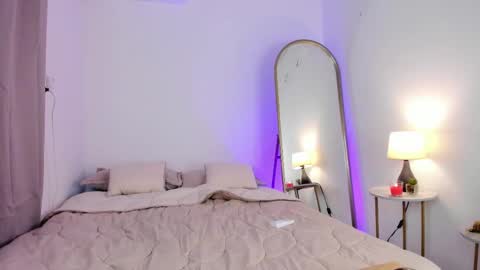 Snapshot of elza_fuentes01 chatting on October 2025 07:48:02 PM Michelle online show from October 2025 07:48:02 PM