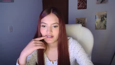 Snapshot of ema__rose chatting on September 2025 01:49:01 AM Ema online show from September 2025 01:49:01 AM