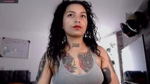 ema_ploxx online show from March 2025 06:23:01 PM