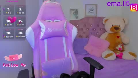 Snapshot of ema_tayy chatting on February 2025 04:18:02 AM Ema online show from February 2025 04:18:02 AM