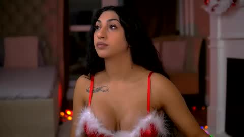 Ema online show from December 2025 04:21:01 AM