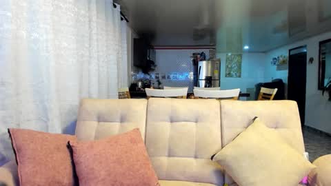 EmyandSam online show from January 2026 01:53:02 AM