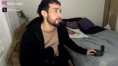 emanuell___ online show from April 2026 10:37:02 PM