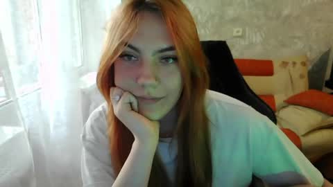 ember__fox online show from May 2026 10:01:01 AM