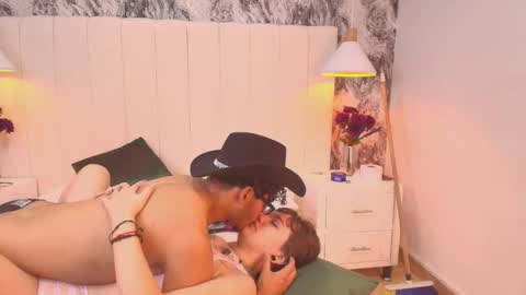 Snapshot of emely_606 chatting on December 2025 05:28:02 PM Emely Antony online show from December 2025 05:28:02 PM