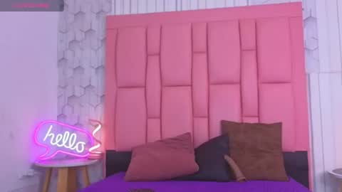 emely  online show from June 2026 11:14:01 AM