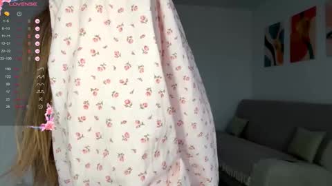 Gily online show from December 2025 04:42:02 AM