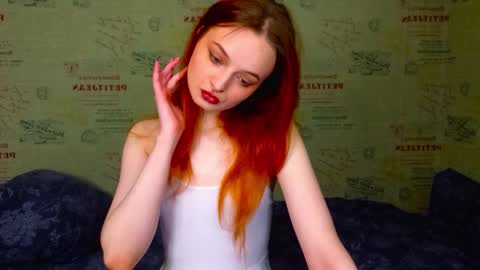 Snapshot of emi_less chatting on February 2026 11:23:02 PM Emi online show from February 2026 11:23:02 PM