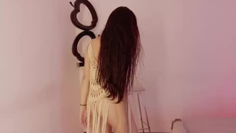 Emmily Roberts online show from November 2025 02:58:01 AM