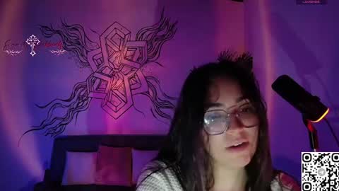 Emmily Roberts online show from June 2026 03:53:02 AM