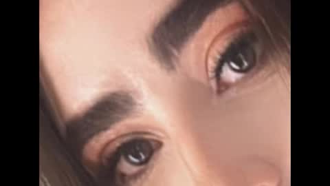 Snapshot of emi_royse chatting on March 2025 08:16:02 PM emi_royse online show from March 2025 08:16:02 PM